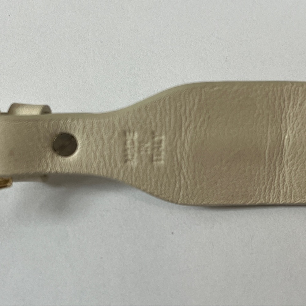 SOLD Valentino Garavani Large Rockstud Leather Bracelet Cream Gold - Picture 6 of 12